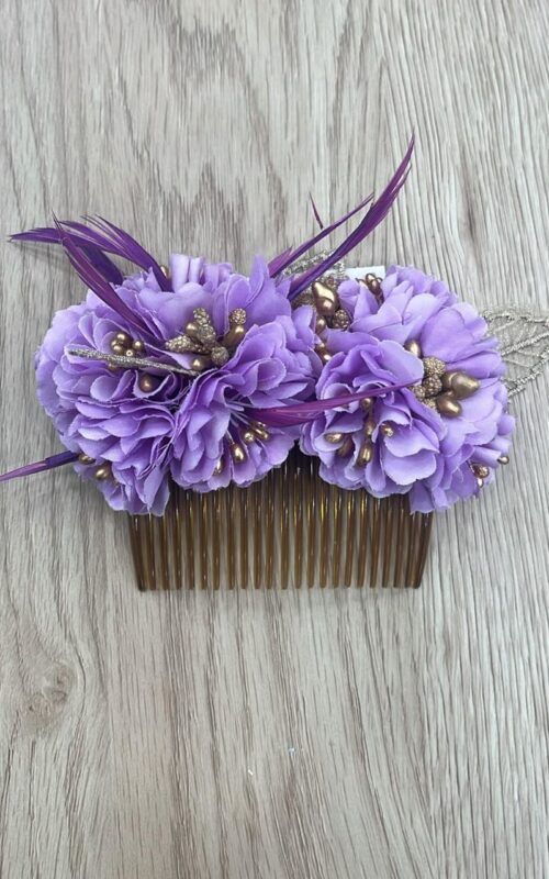peinecillos de flores malva