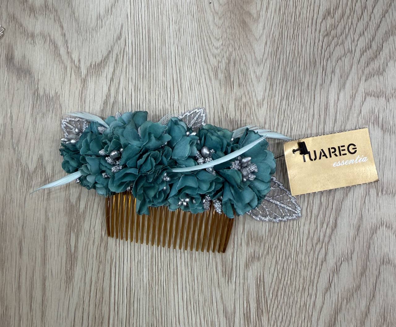 peinecillo de flores en color aguamarina para el pelo