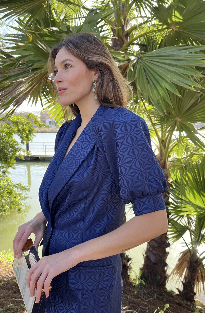 Traje-azul-pantalón-Tuareg-Modas
