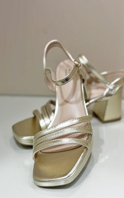 sandalias doradas tacón medio para fiesta
