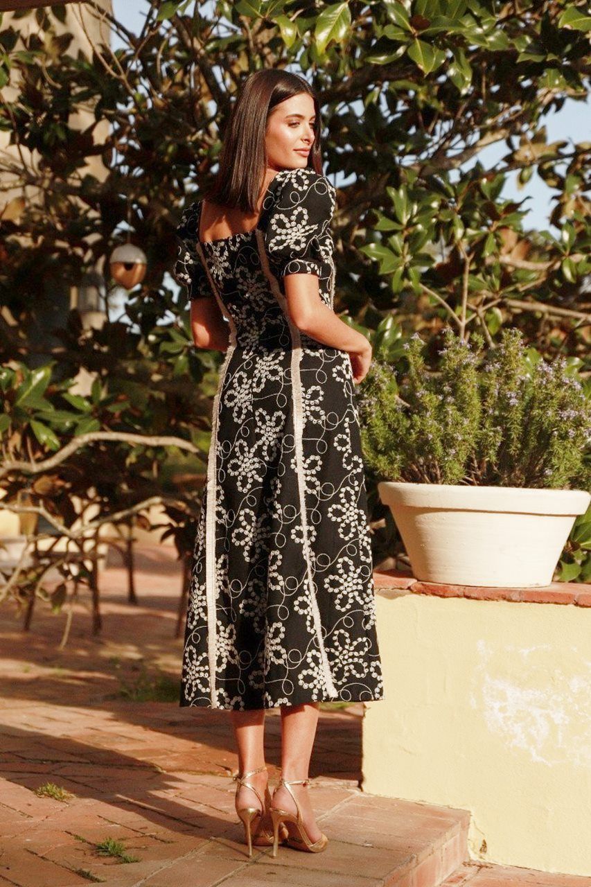 vestido-fiesta-lino-bordado-negro-tuareg-modas