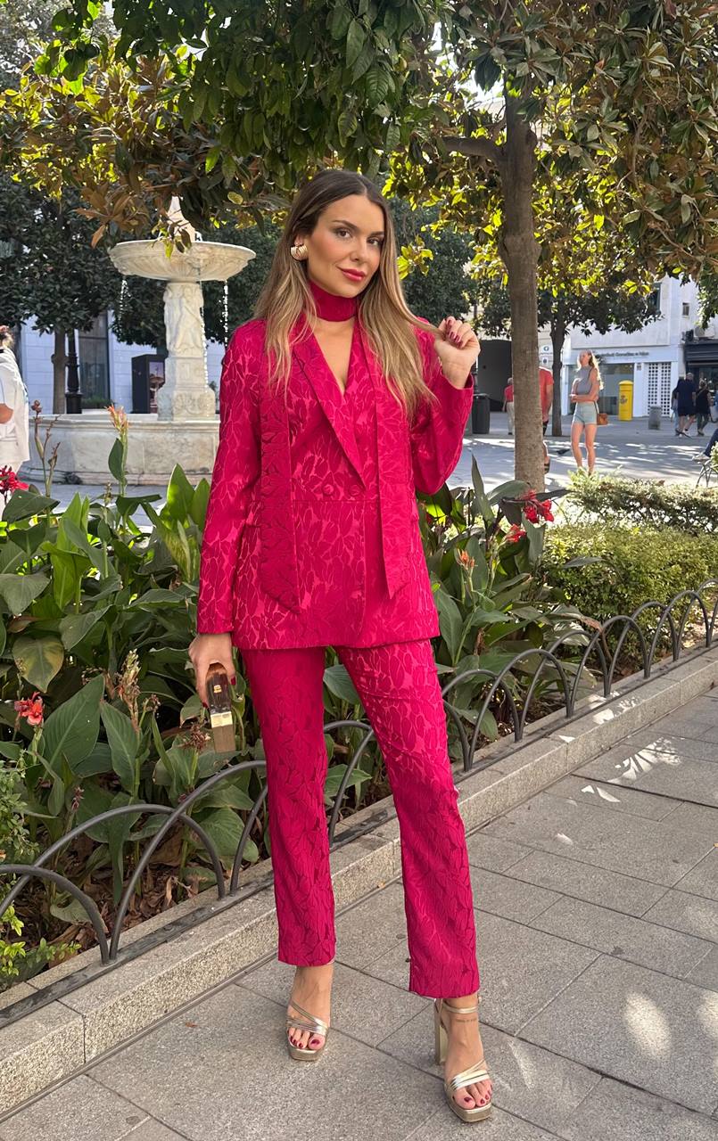 conjunto buganvilla para invitada