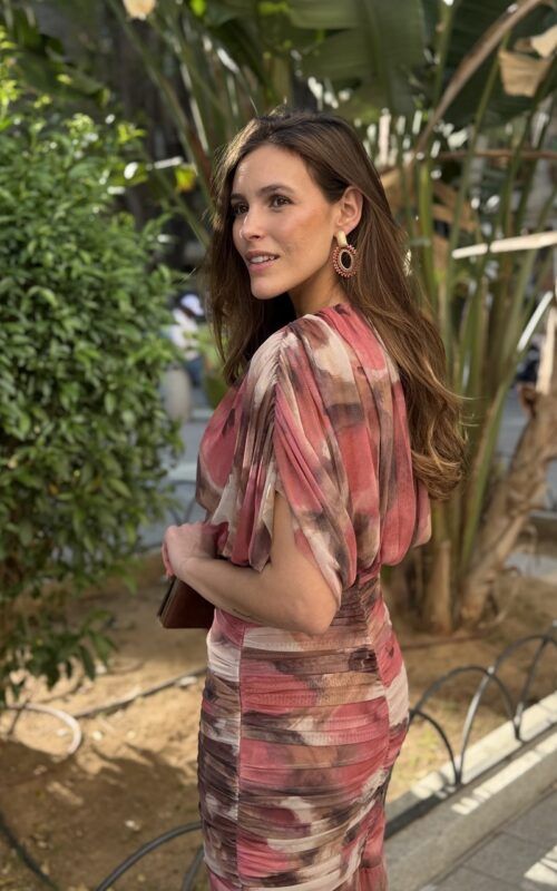 vestido invitada tul estampado rosa y marrón