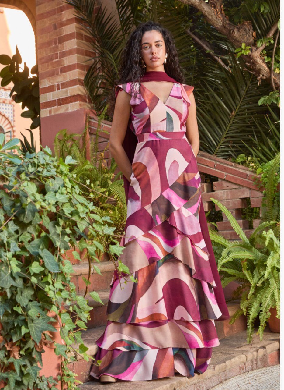 Vestido largo estampado para invitadas a bodas