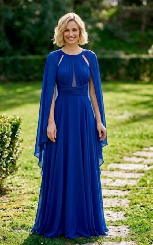 vestido largo con capa para invitadas a bodas y graduaciones
