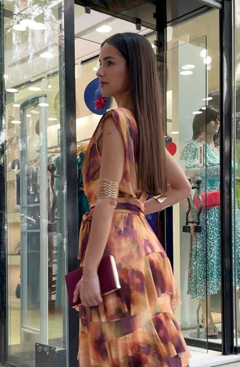 vestido largo volantes tul elástico estampado para invitadas