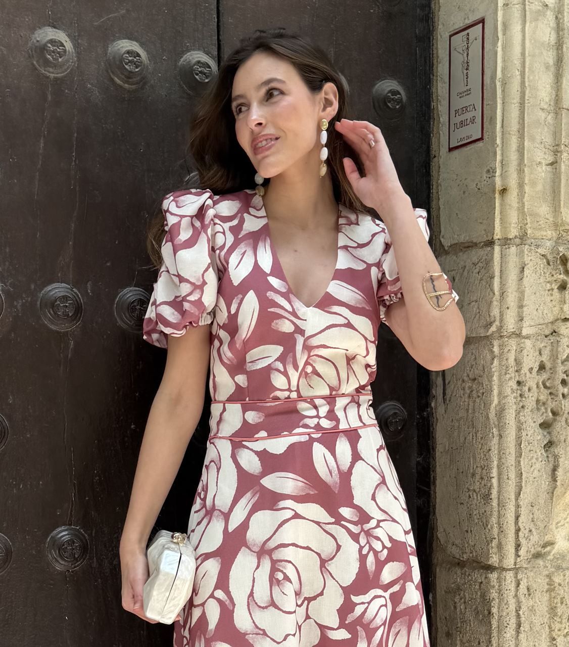 vestido estampado evasé para invitadas a bodas, comuniones y bautizos