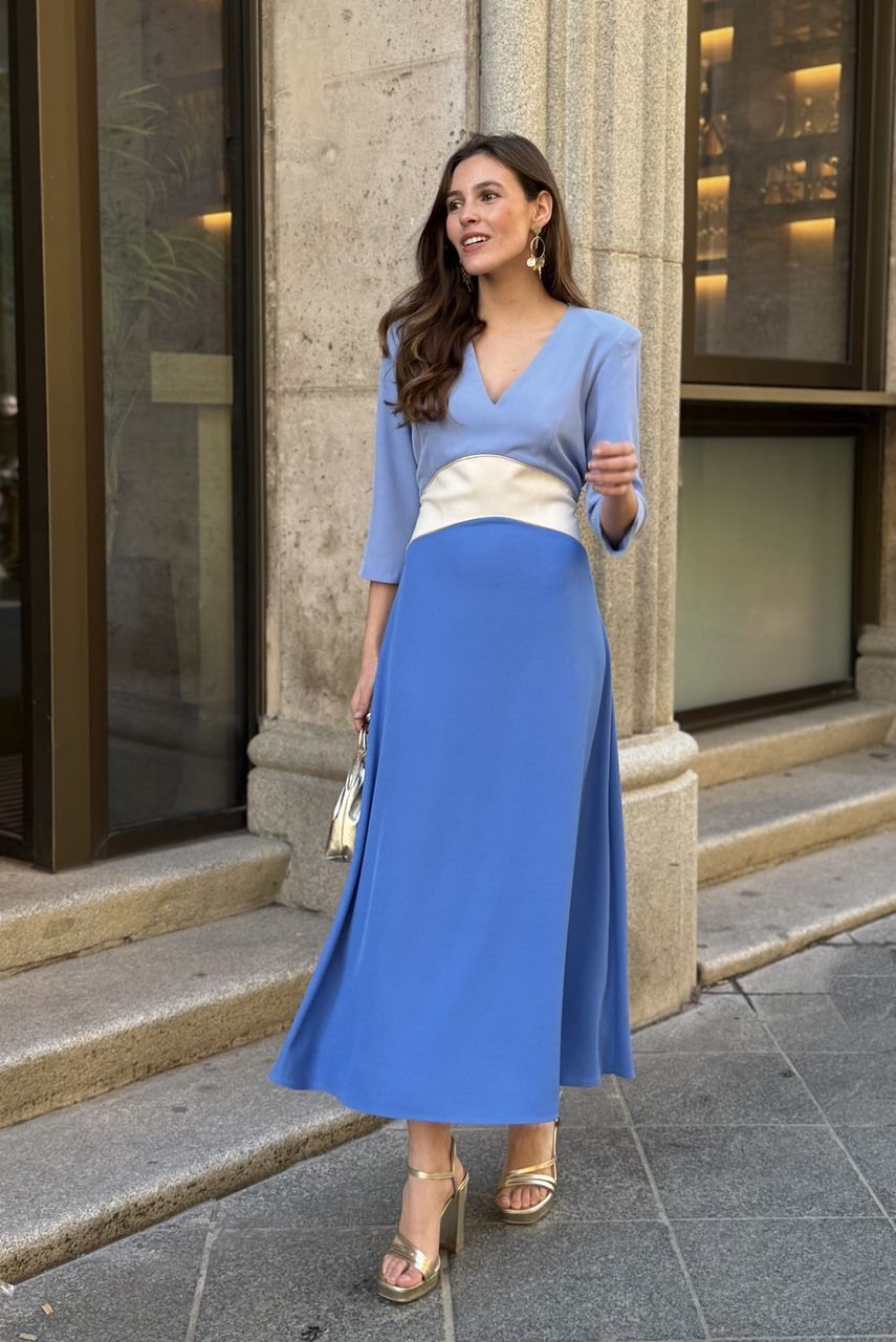 vestido-invitada-tonos-celeste