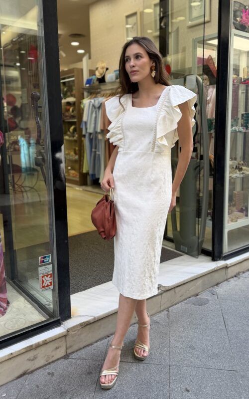 vestido marfil volante para invitada a comuniones y bautizos
