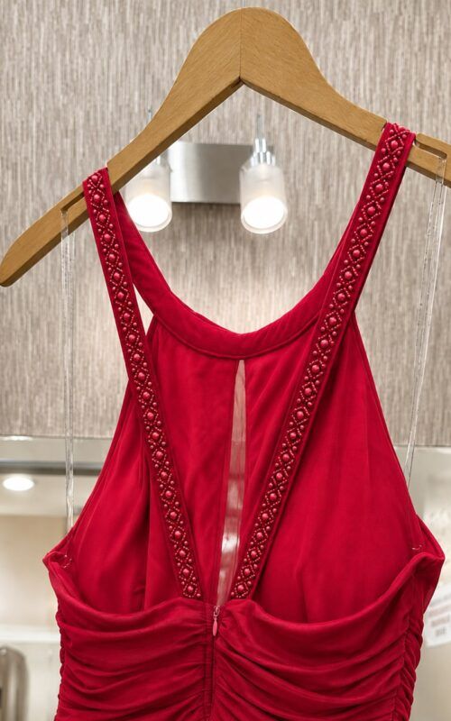 vestido largo rojo en gasa para bodas y graduaciones