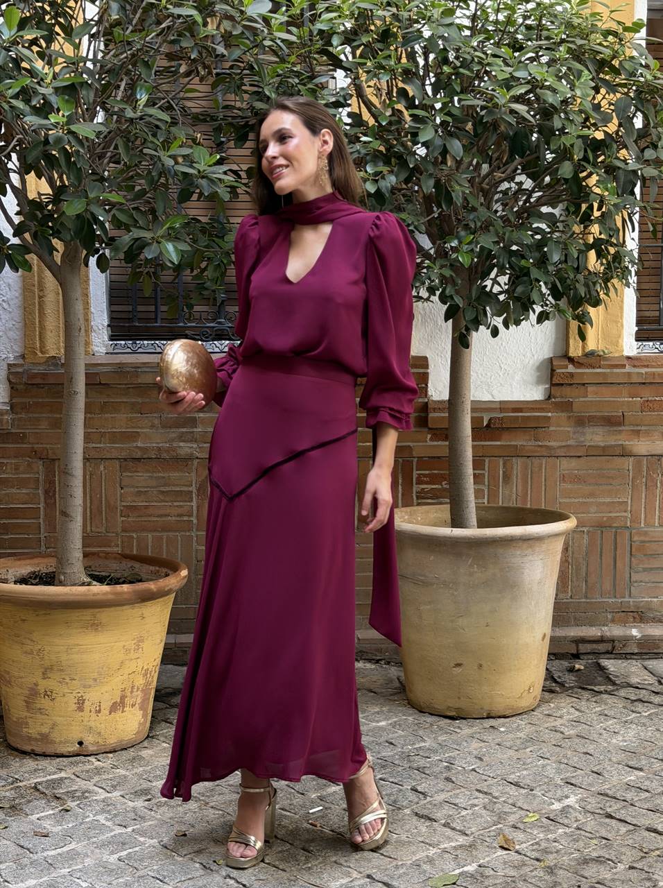 conjunto falda y blusa en gasa burdeos frambuesa