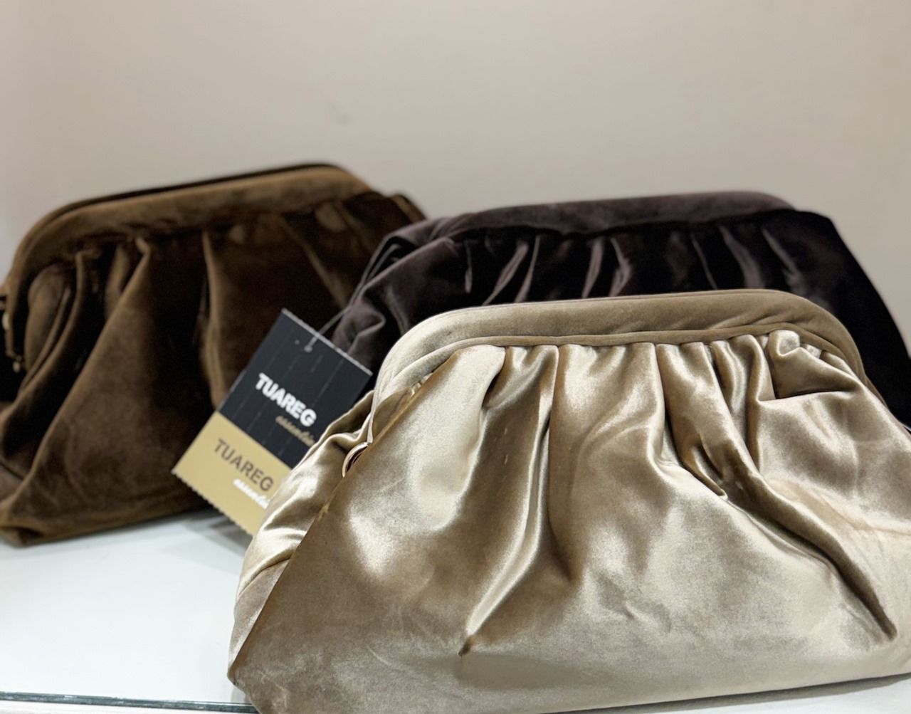 bolsos de terciopelo para bodas y fiestas