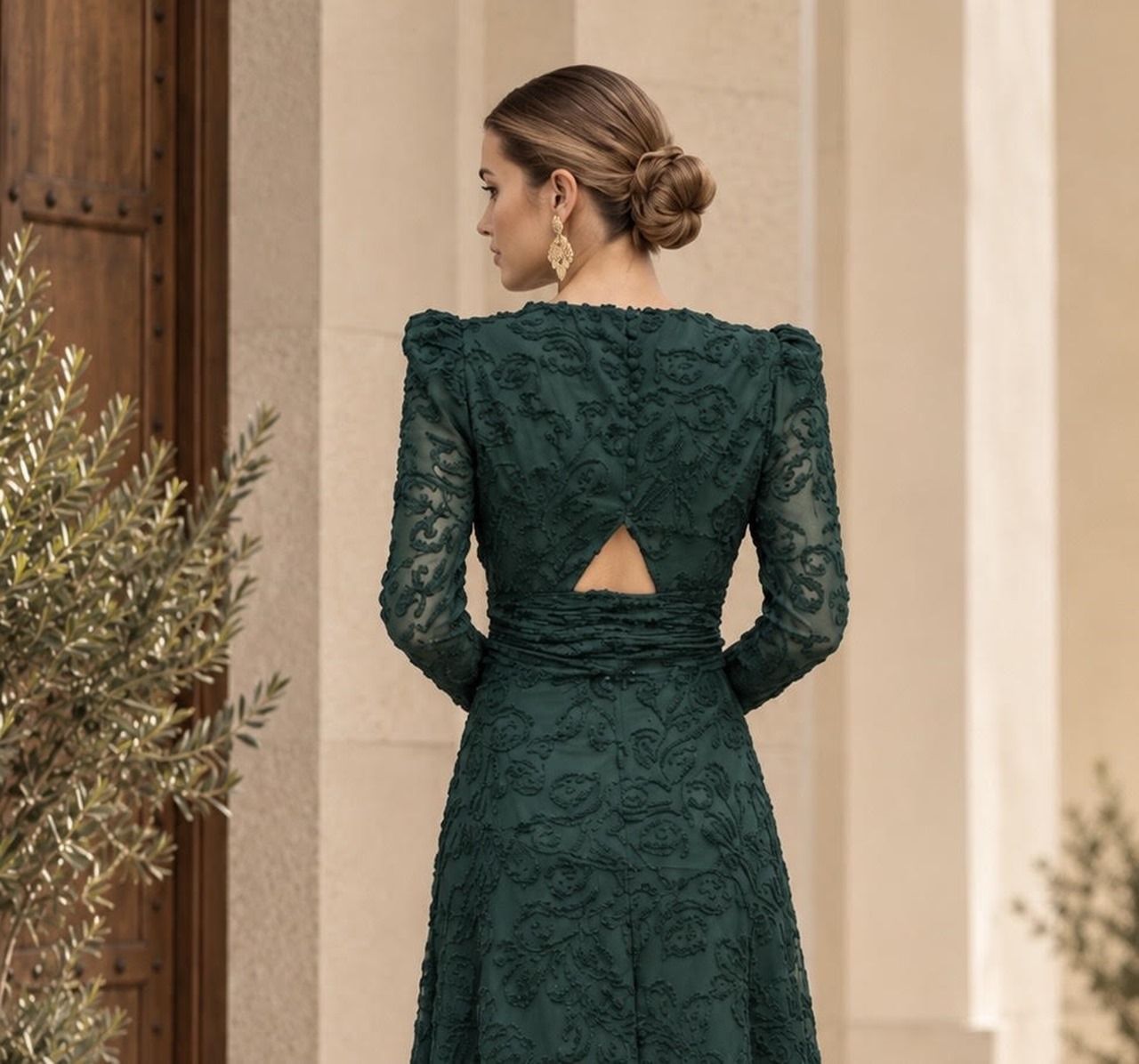 conjunto verde botella devoré para invitadas