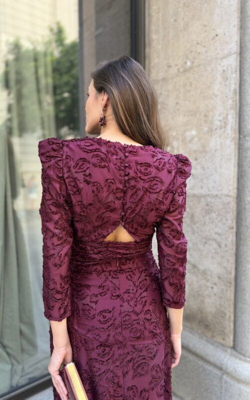 falda y top en tetijo devoré burdeos para bodas y eventos