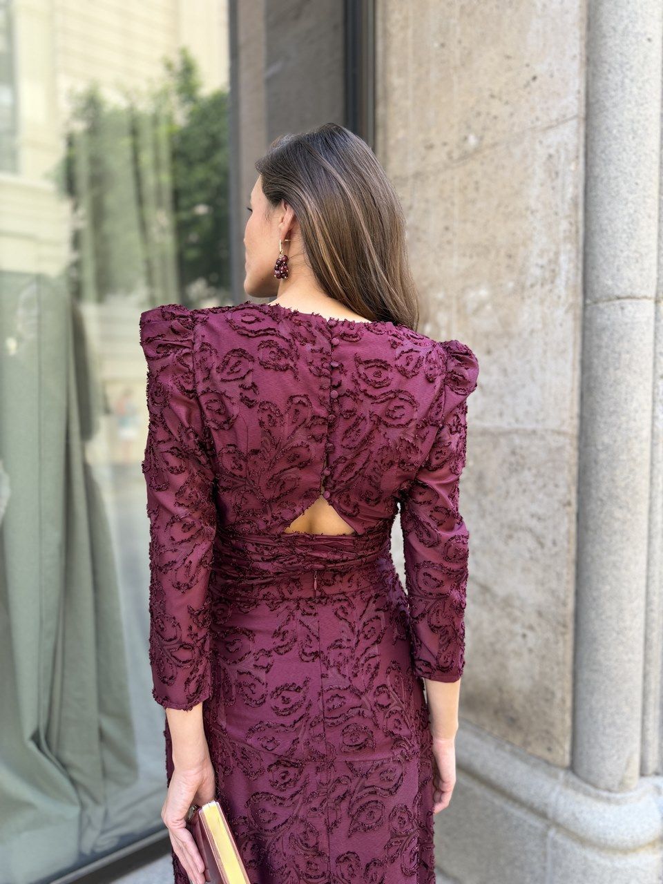 falda y top en tetijo devoré burdeos para bodas y eventos