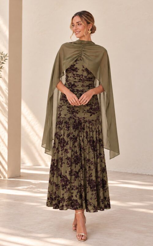 vestido tul elástico con terciopelo en color morado para invitada