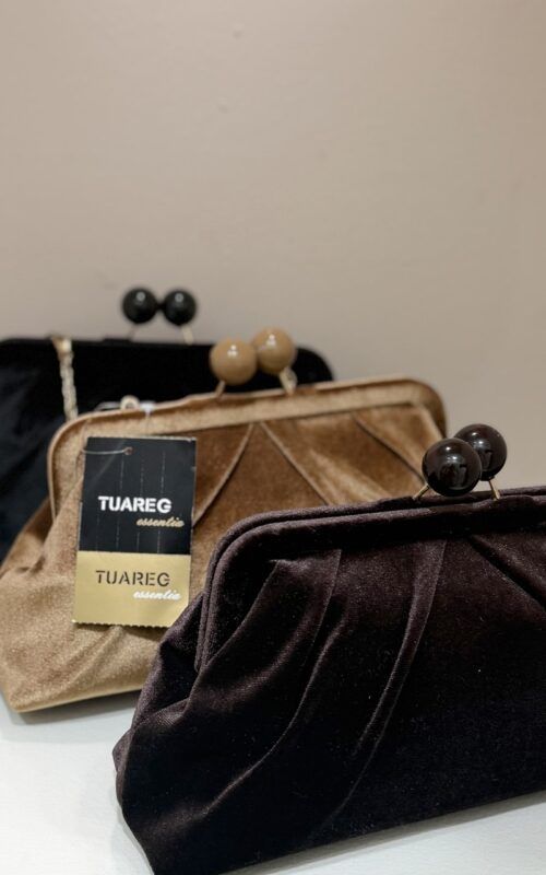 cartera de terciopelo para invitadas